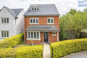 11, Kent Close, Colchester CO4 6BP