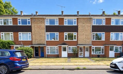 11B Simplemarsh Road, Addlestone, KT15 1QH