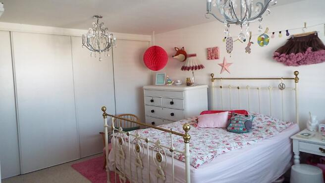 Master Bedroom (opti
