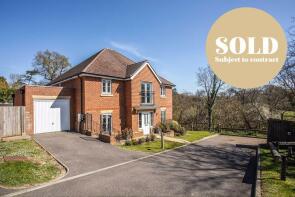 27, Horsefield Green, Haywards Heath RH17 5GS