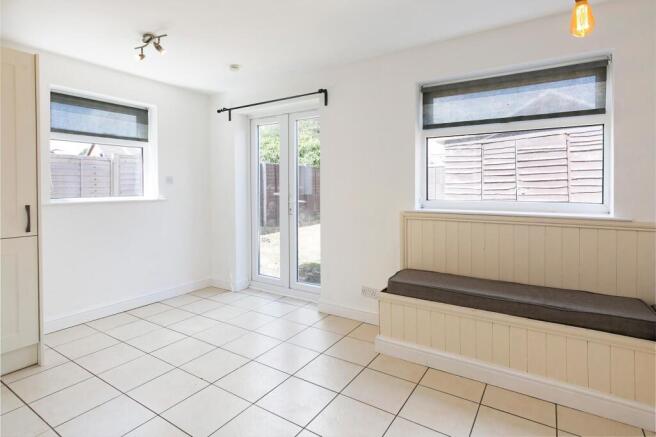 3 bed Semi-Detached for sale Image 7