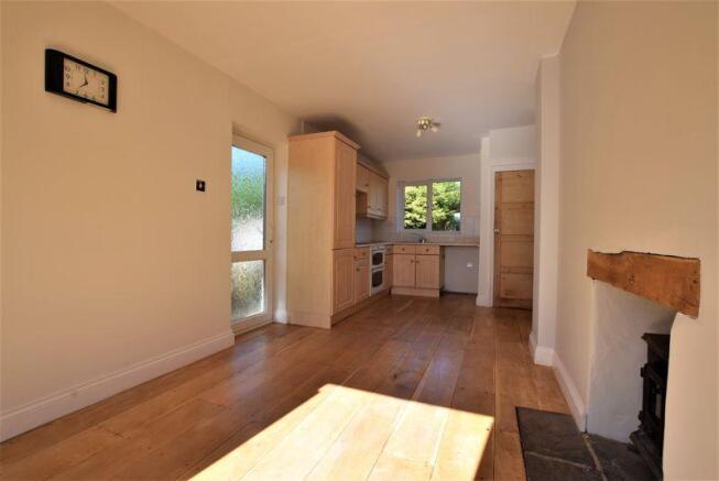 Kitchen/Dining...