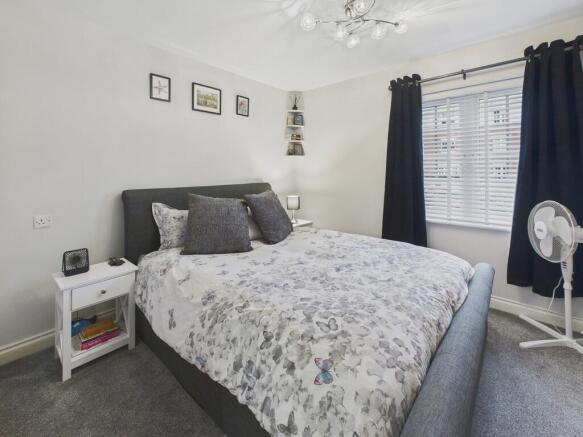 CAM04273G0-PR0232...