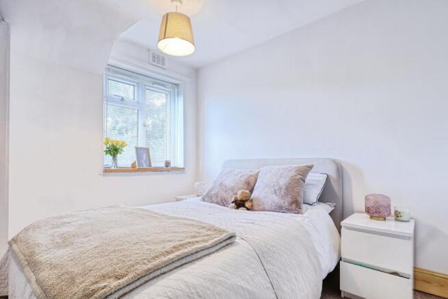 3 bed Semi-Detached for sale Image 10