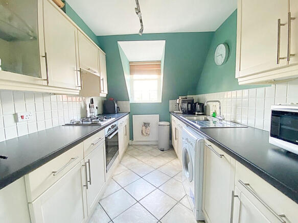 IMG_384366_5_larg...