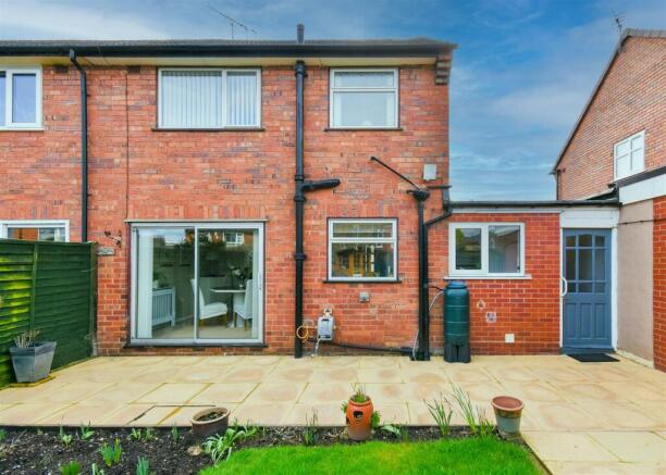 12 Oakfield Road - Rear.jpg