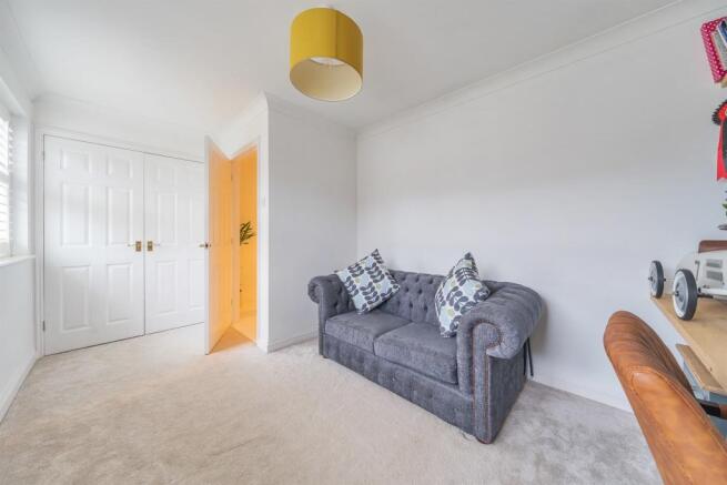 2nd bedroom