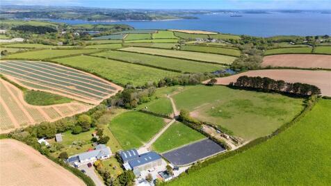 St Keverne, Helston, TR12