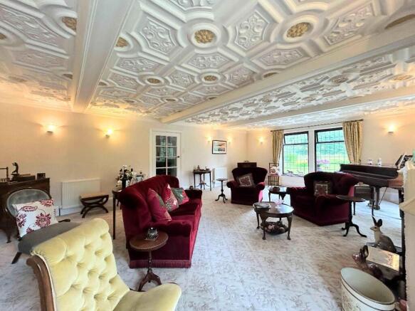 2 bed Detached for sale Image 6