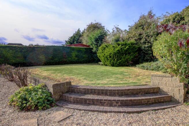 Raised tier rear garden