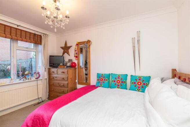 5 Ashdown Court-11.jpg