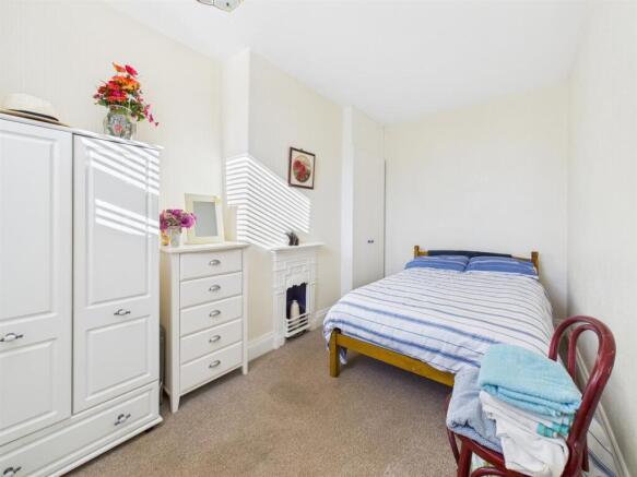 4 bed Terraced for sale Image 8