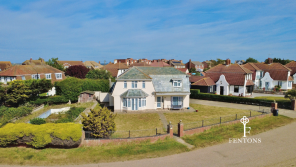 Green Gable Cottage, Sunny Point, Walton On The Naze CO14 8LD