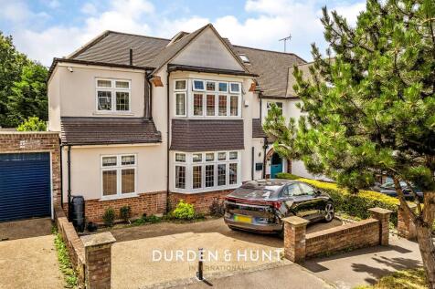 Chiltern Way, Woodford Green, IG8