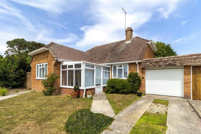 Laburnum Close, 8-016.JPG
