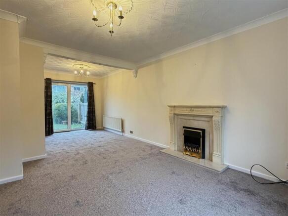 20 Belsay Court-10.jpg