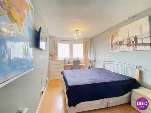 Salisbury Ave, Westcliff On Sea photo 4