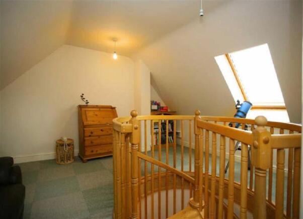 STUDY/SITTING ROOM