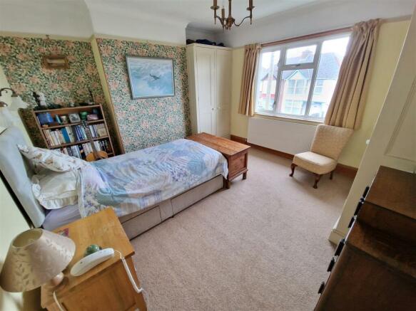 Bedroom 3.jpg