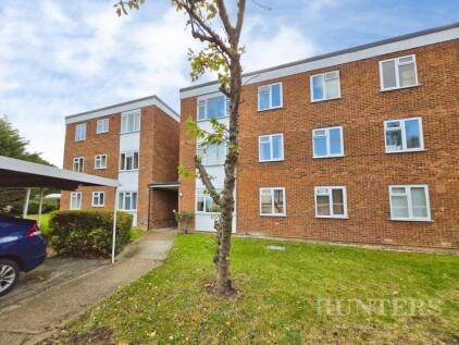88 Benhill Wood Road, Sutton