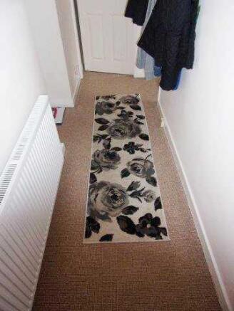 HALLWAY (L-Shaped)