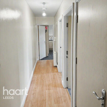 2 bed Apartment for sale Image 10