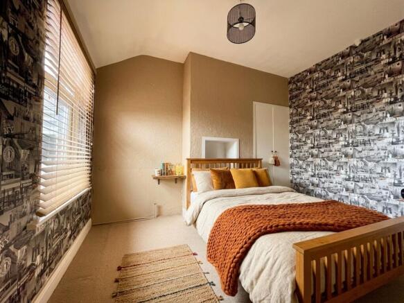 3 bed Terraced for sale Image 7