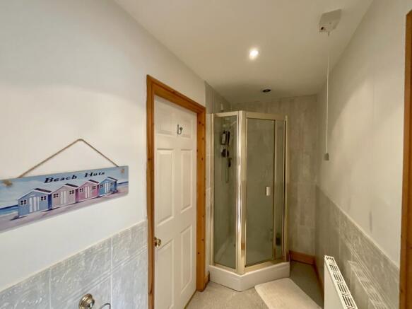 Jack & Jill En Suite