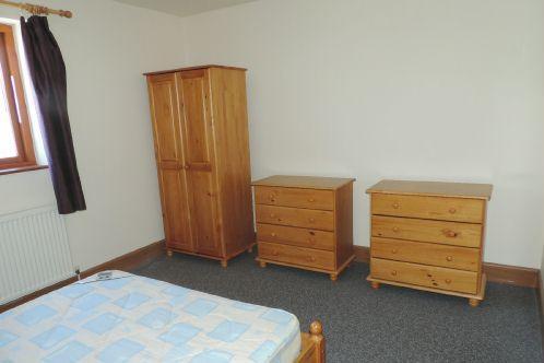 BEDROOM 1 ANOTHER VI