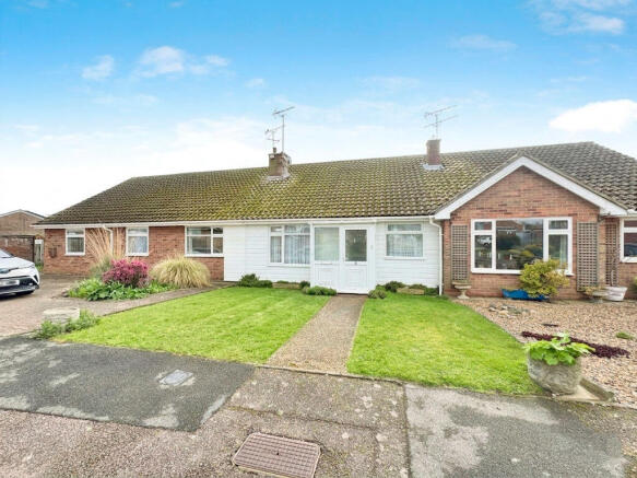 2-bed house on Beacon Close, Brightlingsea, CO7, £235,000