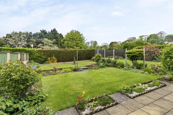 4 bed Semi-Detached for sale Image 7