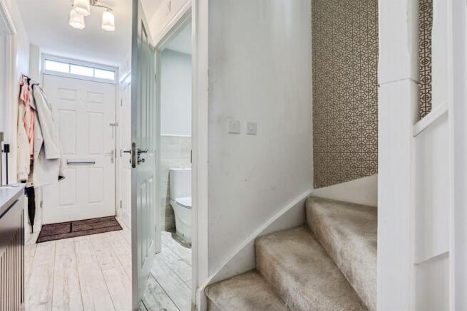 3 bed Semi-Detached for sale Image 8