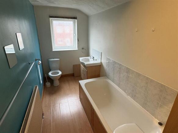 2 bed Terraced for sale Image 7