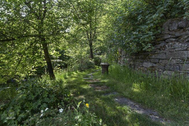 Garden at Side