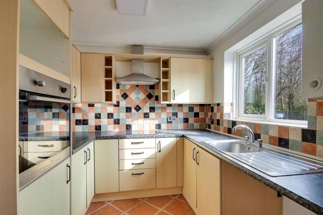 Bridgnorth Close, Worthing, BN13 photo 4