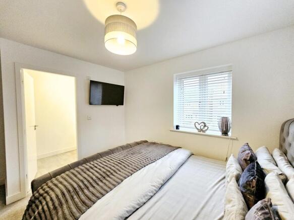 3 bed Detached for sale Image 8
