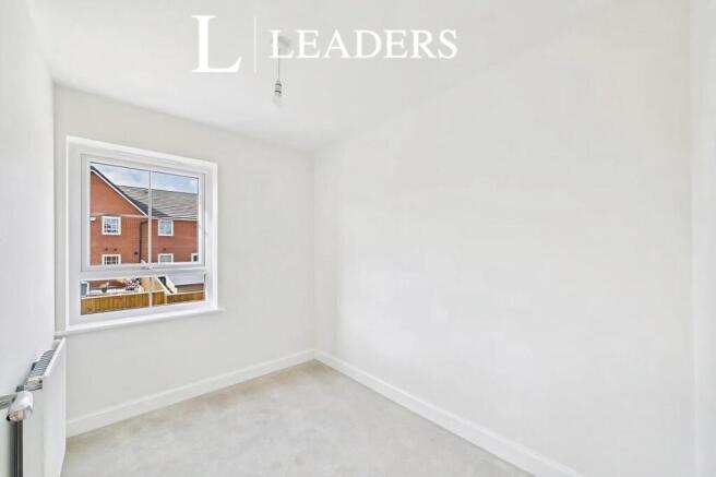 3 bed Detached to rent Image 8