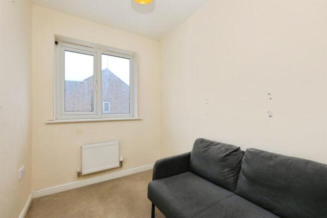 3 bed Semi-Detached for sale Image 12