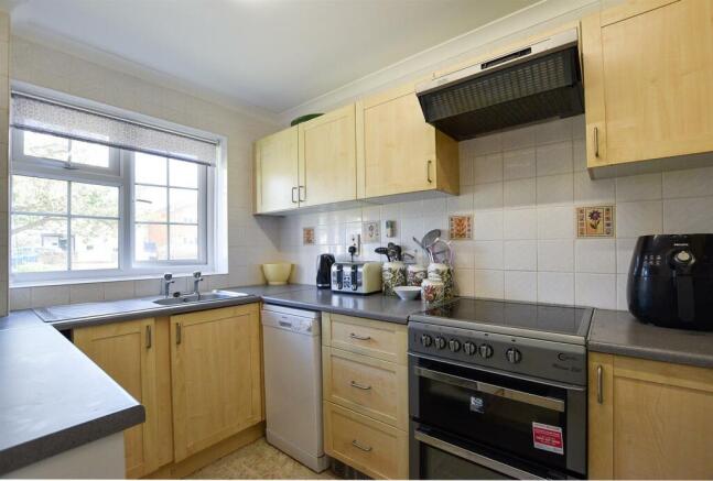 ## Kitchen.jpg