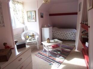 Bedroom (L-Shaped)