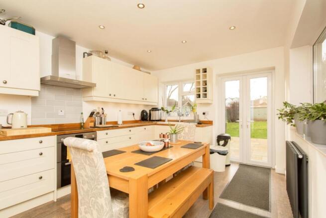Kitchen/Breakfast