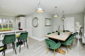 24, Seaborn Drive, Witham CM8 1ZD