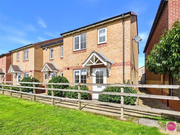 3-bed terraced on Butterfly Gardens, Woodville, Swadlincote, £190,000