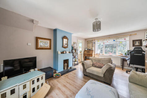 Elvendon Road, Goring, Reading, Oxfordshire, RG8
