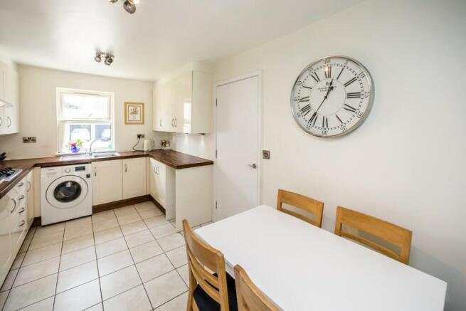 Kitchen/Dining