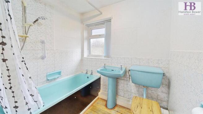 3 bed Semi-Detached for sale Image 9
