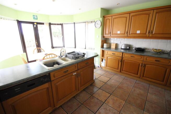 Fitted Kitchen
