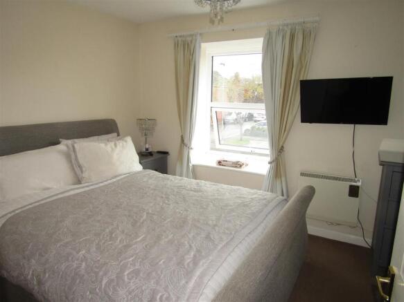 2 bed End of Terrace for sale Image 9