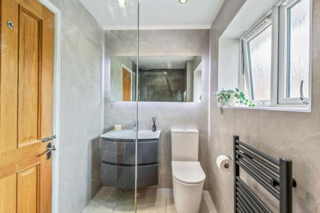 3 bed Detached for sale Image 11