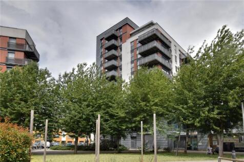 Tarves Way, Greenwich, London, SE10
